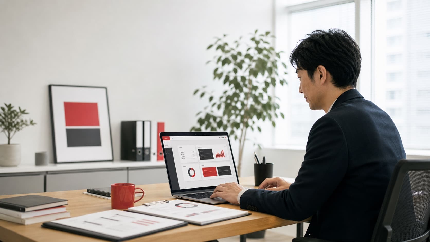 社長が会社情報を登録するイメージ